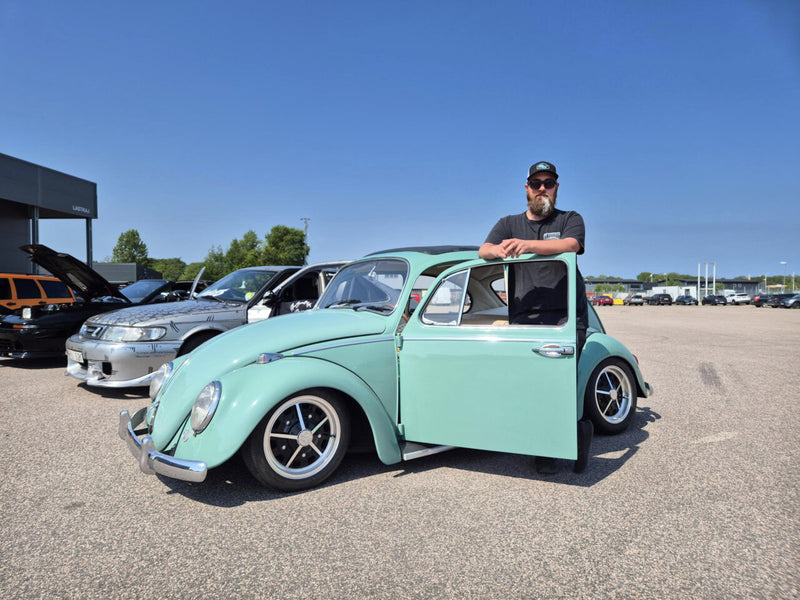 Drömmen om att äga en Volkswagen Bubbla 1200 föddes som barn efter att ha suttit i gammelmorfars.