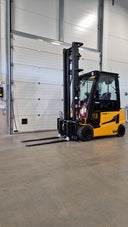 Hyundai 20B-9 2150