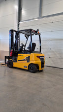 Hyundai 20B-9 2233