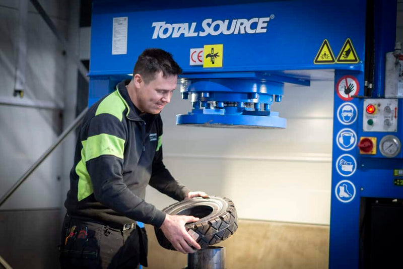 Martin Anderberg, servicetekniker Ottosson Truck